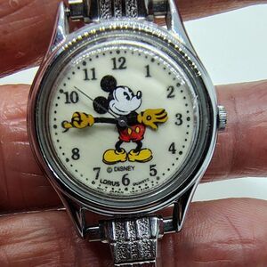 Mickey Mouse Vintage Lorus Ladies Watch V515-6080A1